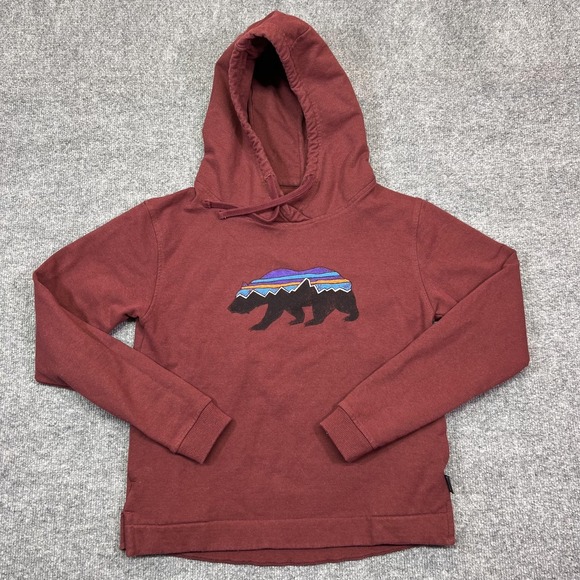 Patagonia Tops - Patagonia Hoodie Womens XS Red Pullover Fitz Roy Bear Graphic Sweatshirt 39556